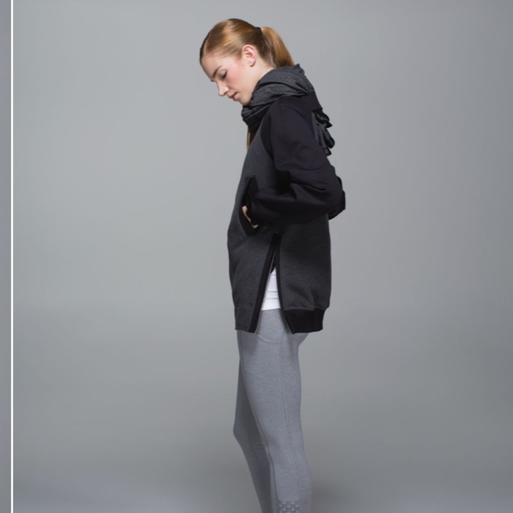 LULULEMON $198 Womens 8 Black Gray Both Ways Bomber Reversible Jacket